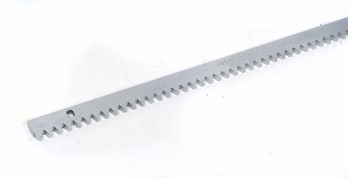 Stahl Zahnstange 30 x 8 mm, Modul 4